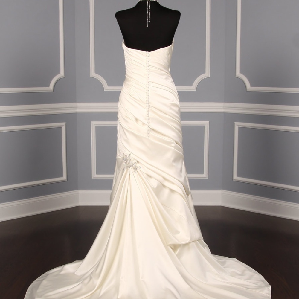 BRIDAL - Picture 4 of 5